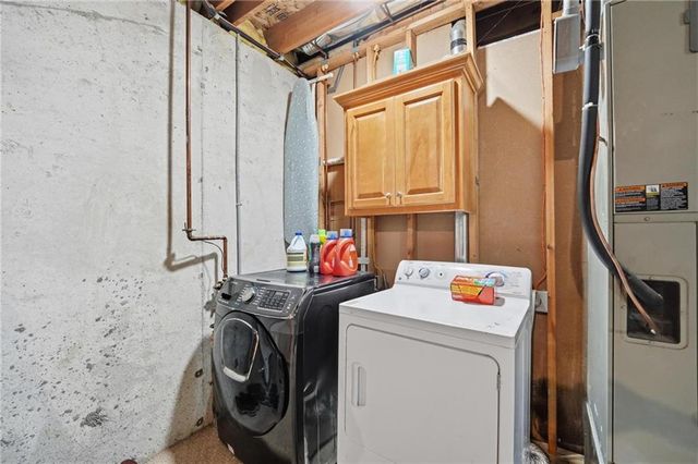 2416 S Outer Belt Road, Oak Grove, MO 64075