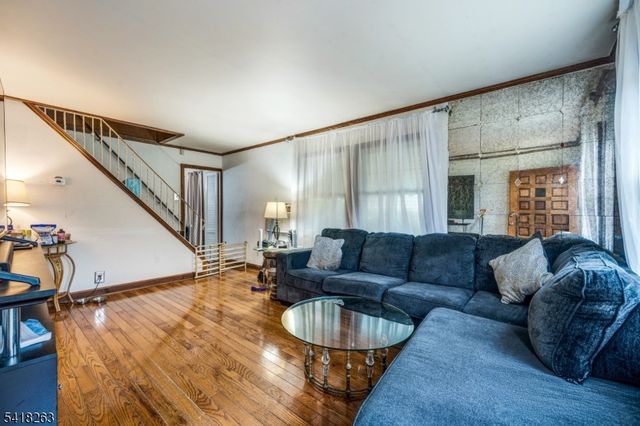 23 Franklin Ave, Montclair Twp., NJ 07042