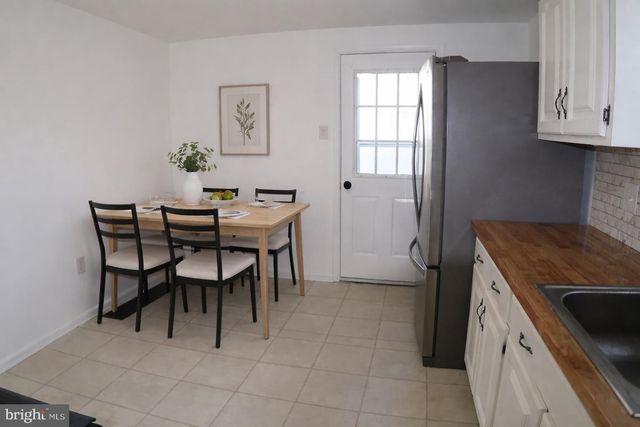 737 OATMAN ST, York, PA 17404