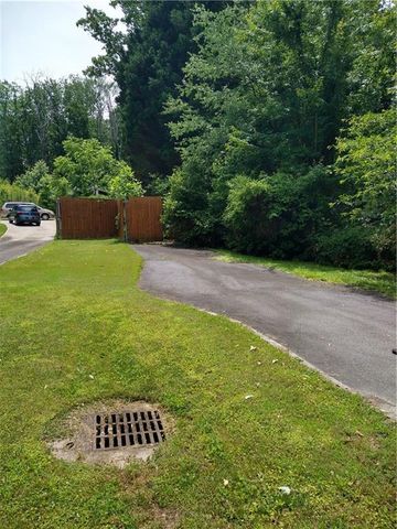 2112 Allgood Road, Marietta, GA 30062