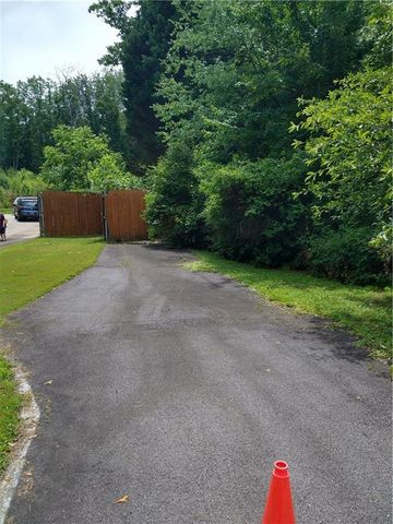 2112 Allgood Road, Marietta, GA 30062