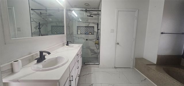 3102 Aspen Drive, Carrollton, TX 75007