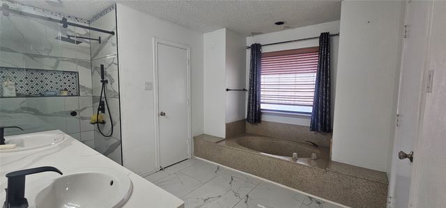 3102 Aspen Drive, Carrollton, TX 75007