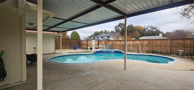 3102 Aspen Drive, Carrollton, TX 75007