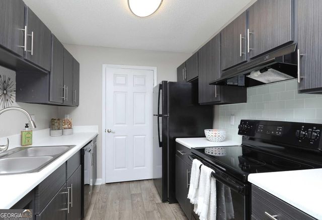 9200 Roberts Drive 5-504, Sandy Springs, GA 30350