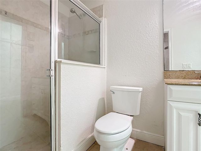 132 ORANGE AVE, Clermont, FL 34711