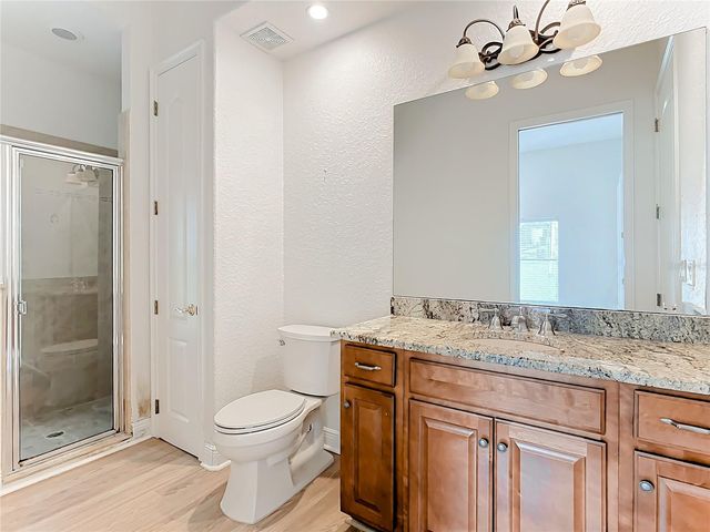 132 ORANGE AVE, Clermont, FL 34711