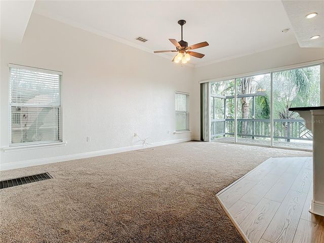 132 ORANGE AVE, Clermont, FL 34711