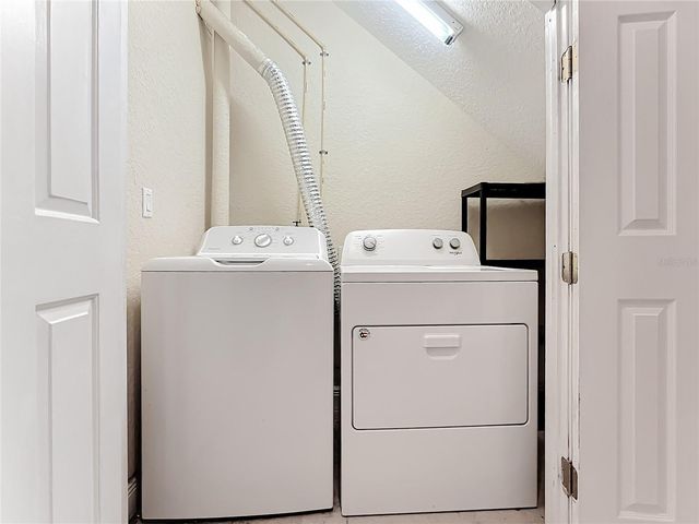 132 ORANGE AVE, Clermont, FL 34711