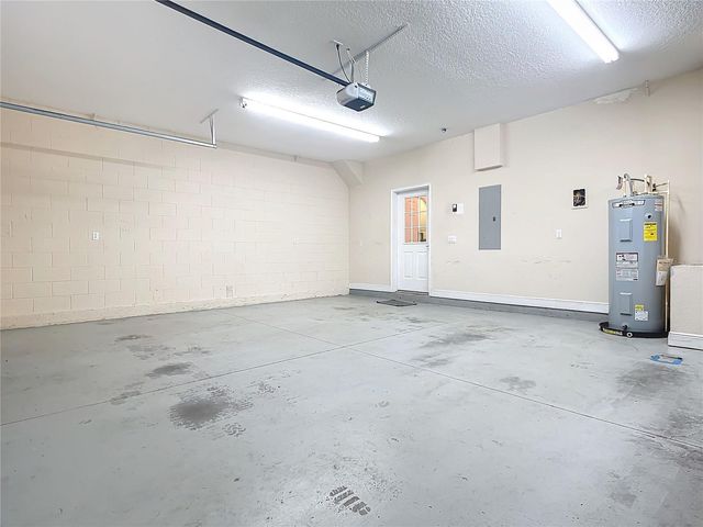 132 ORANGE AVE, Clermont, FL 34711