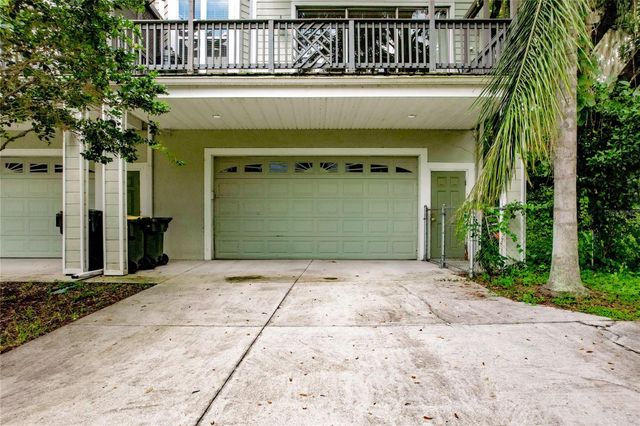 132 ORANGE AVE, Clermont, FL 34711