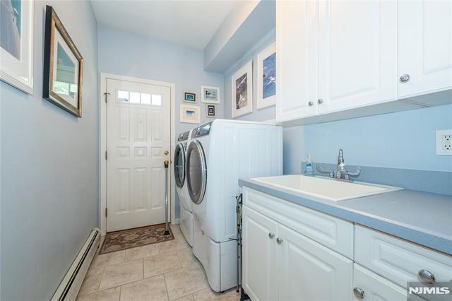 9 Ralph Drive, Fairfield, NJ 07004