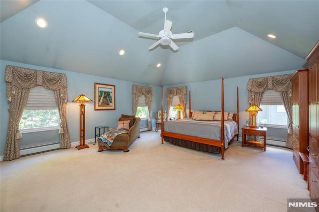 9 Ralph Drive, Fairfield, NJ 07004