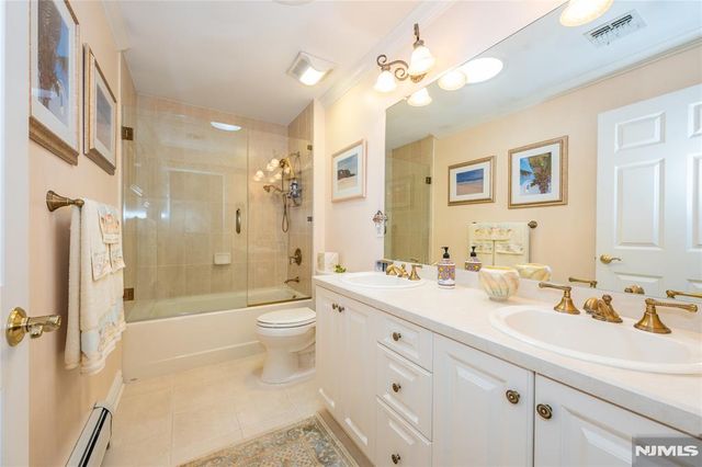 9 Ralph Drive, Fairfield, NJ 07004