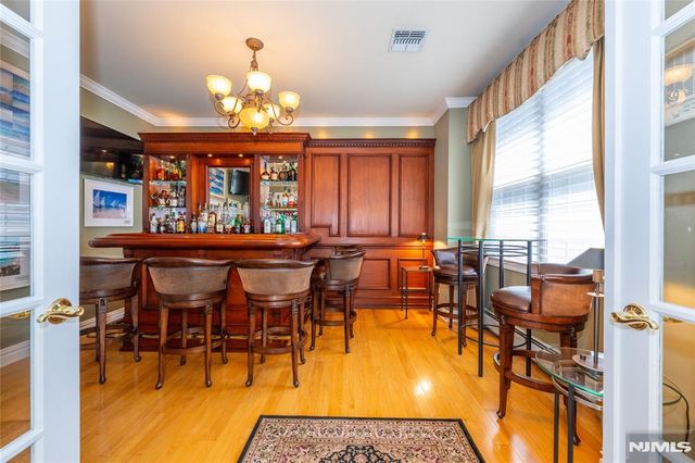 9 Ralph Drive, Fairfield, NJ 07004