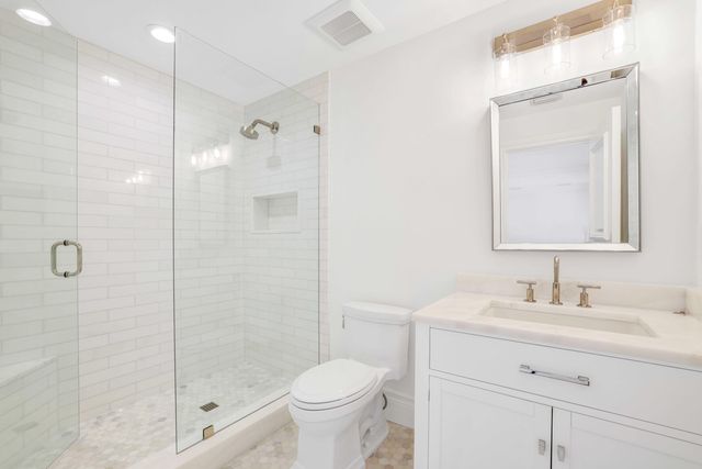 220 Esplanade Way, Palm Beach, FL 33480