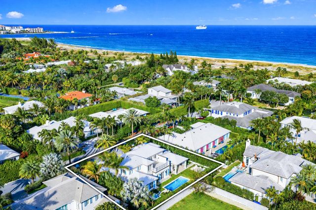 220 Esplanade Way, Palm Beach, FL 33480