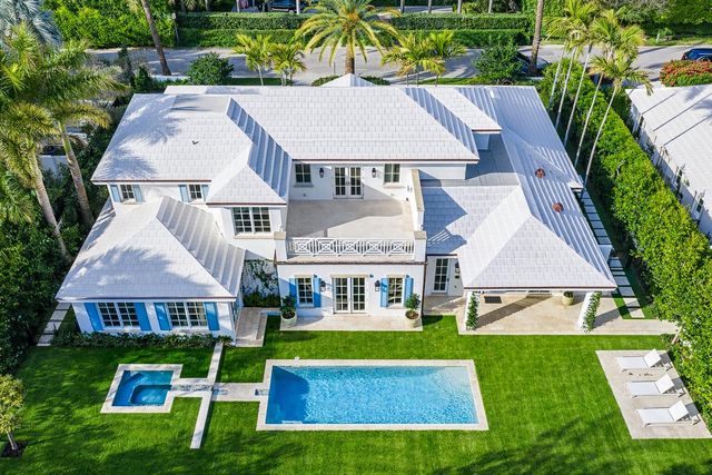 220 Esplanade Way, Palm Beach, FL 33480