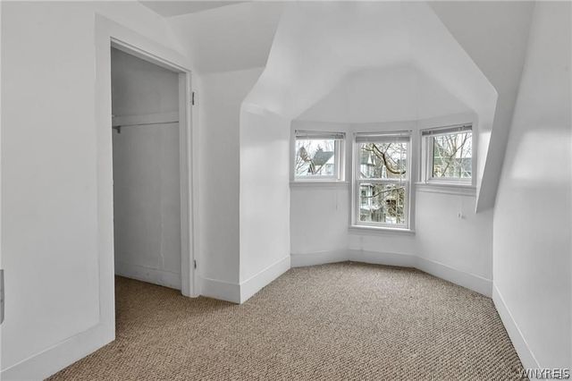 575 Upper Auburn Avenue, Buffalo, NY 14222