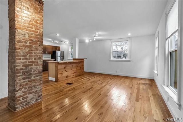 575 Upper Auburn Avenue, Buffalo, NY 14222