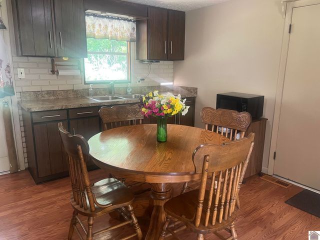 2220 W Hovekamp Rd, Paducah, KY 42003