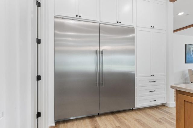 9807 S Plaza De Oro Dr, Oakdale, CA 95361