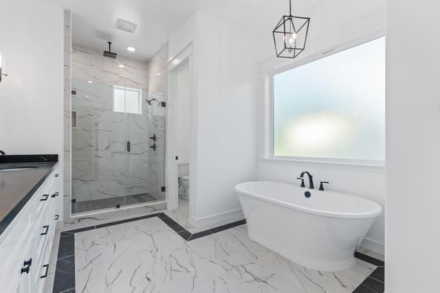 9807 S Plaza De Oro Dr, Oakdale, CA 95361