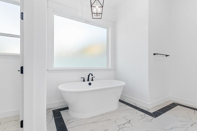 9807 S Plaza De Oro Dr, Oakdale, CA 95361