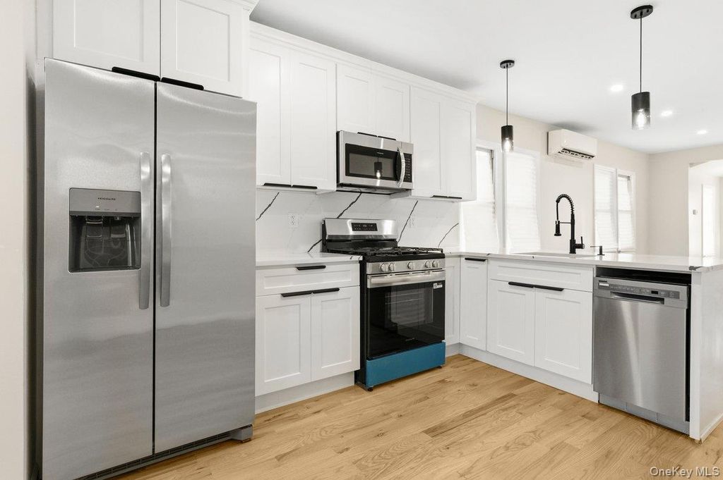 134-51 173rd Street, Rochdale, NY 11434 — photo 5