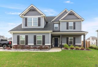 215 Weeping Moss Way, Kathleen, GA 31047