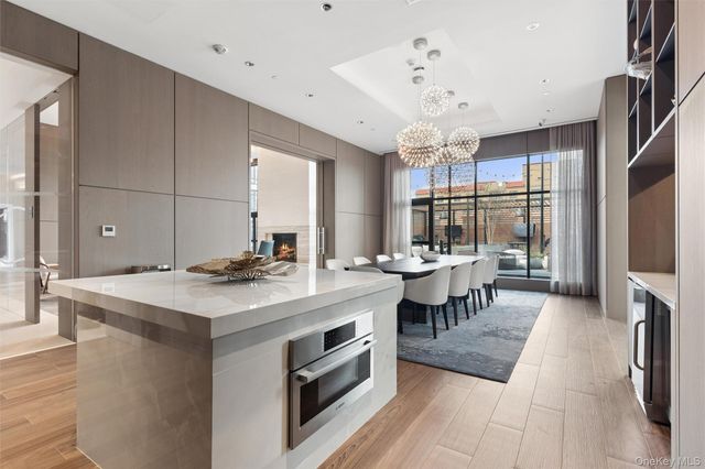 140 Boardwalk 905, Long Beach, NY 11561