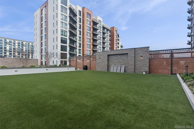 140 Boardwalk 905, Long Beach, NY 11561
