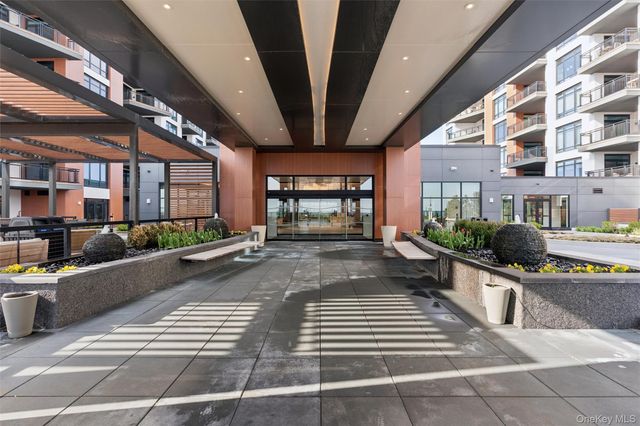 140 Boardwalk 905, Long Beach, NY 11561