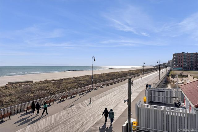 140 Boardwalk 905, Long Beach, NY 11561