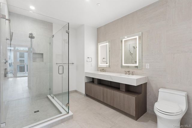 140 Boardwalk 905, Long Beach, NY 11561