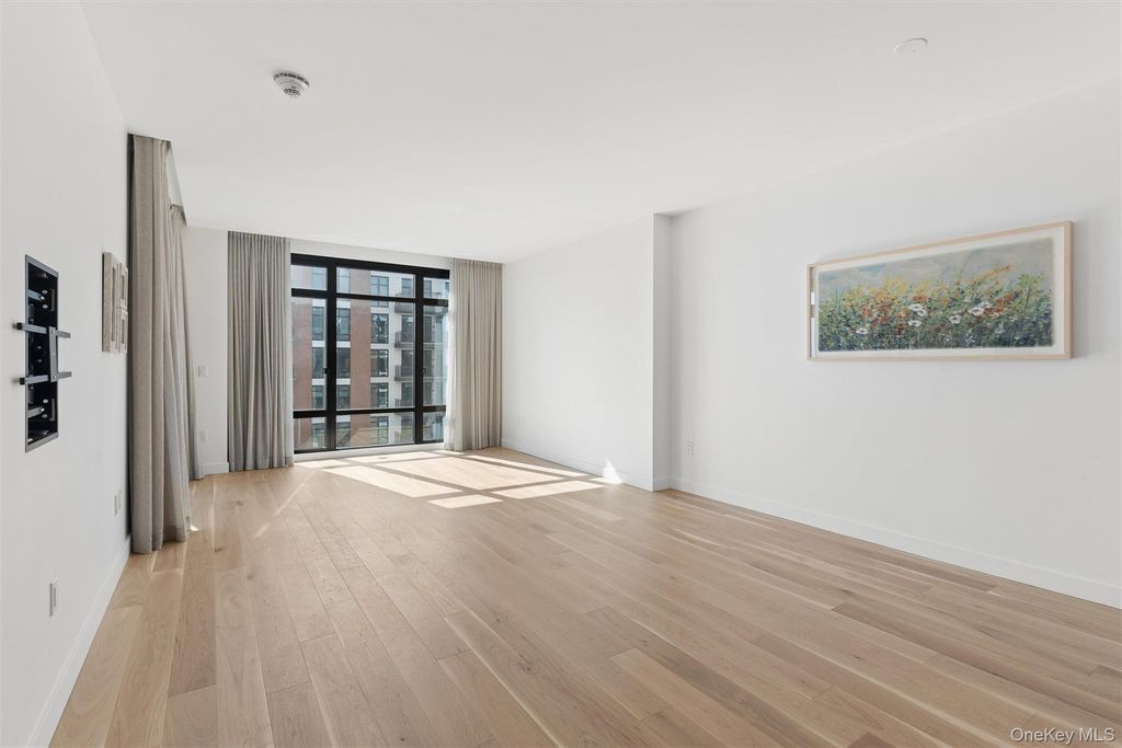 140 Boardwalk 905, Long Beach, NY 11561