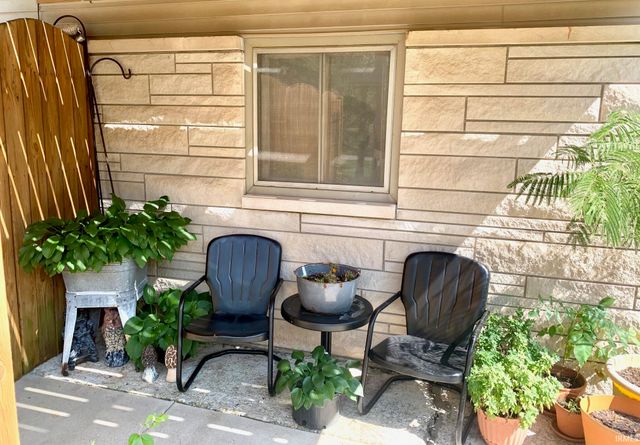 150 W Wayside Drive, Bloomington, IN 47403