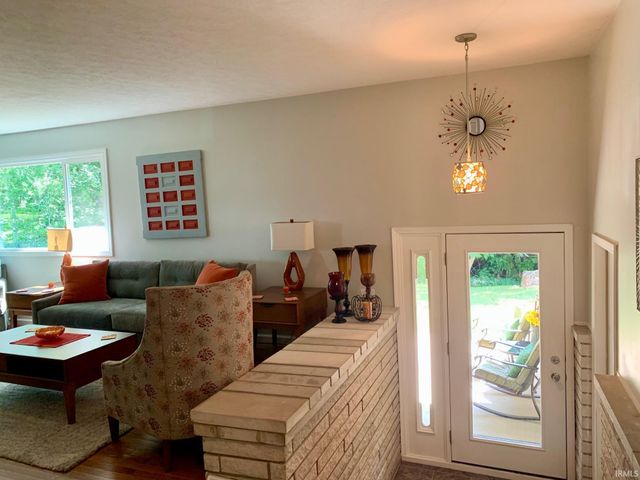 150 W Wayside Drive, Bloomington, IN 47403