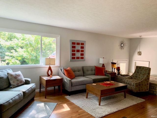 150 W Wayside Drive, Bloomington, IN 47403