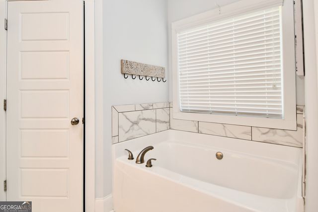 1080 Oak Ridge Court, Bishop, GA 30621