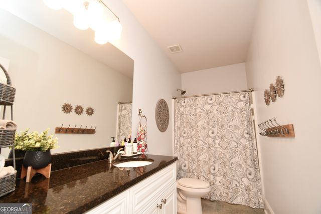 1080 Oak Ridge Court, Bishop, GA 30621