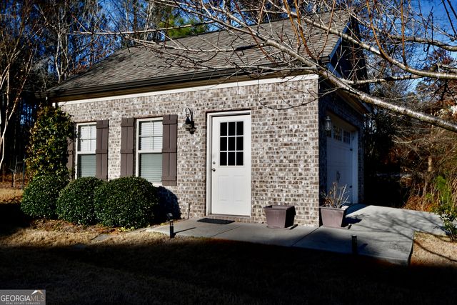 1080 Oak Ridge Court, Bishop, GA 30621