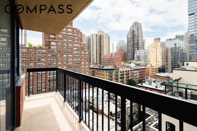330 E 75th St Apt 10D, New York City, NY 10021
