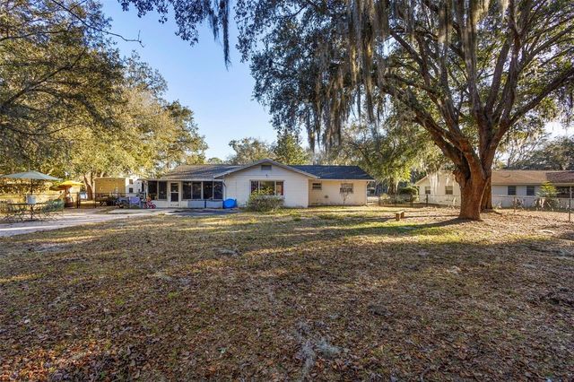 2239 HOLLY LANE, Deland, FL 32724