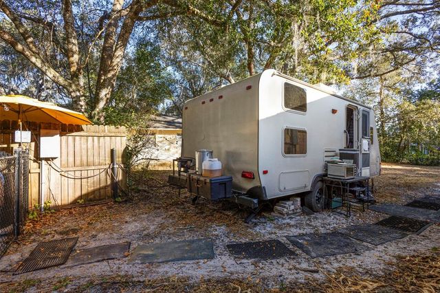 2239 HOLLY LANE, Deland, FL 32724