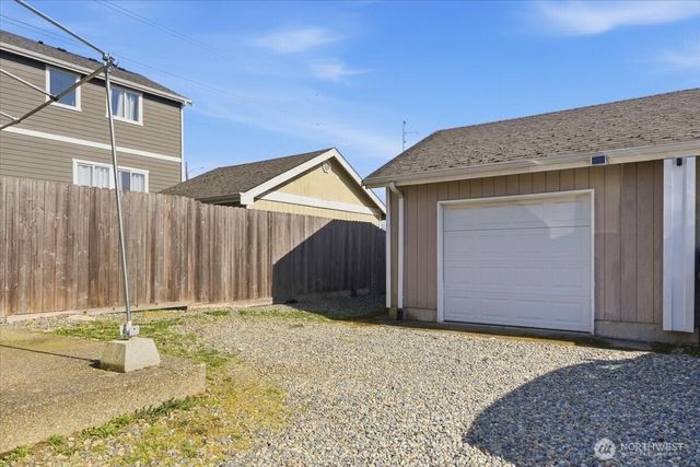 7205 E G Street, Tacoma, WA 98404