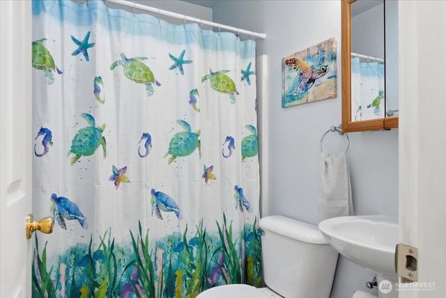 7205 E G Street, Tacoma, WA 98404