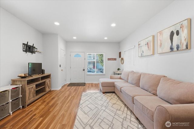 7205 E G Street, Tacoma, WA 98404