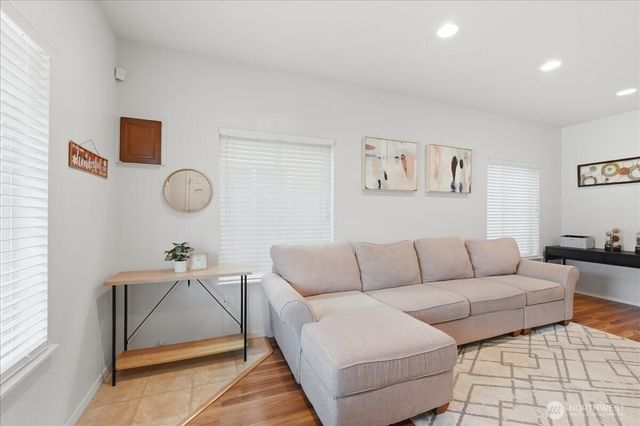 7205 E G Street, Tacoma, WA 98404