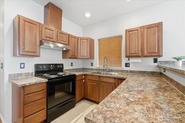 7205 E G Street, Tacoma, WA 98404